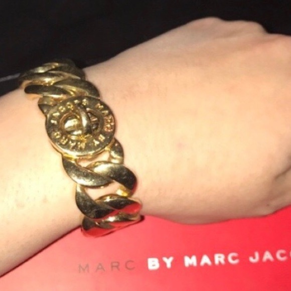✨Marc Jacobs Chain Bracelet✨ - Picture 4 of 4